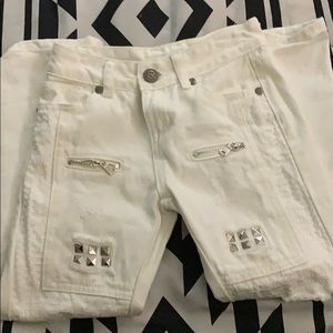 B20: Size 7 LR Scoop pants